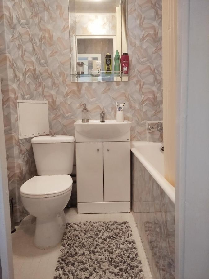 Apartmenti Saules Sturis Ventspils Exterior photo